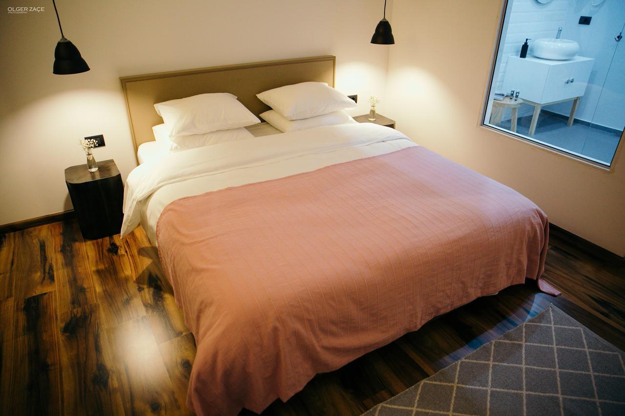 7Seven Hotel Korce Esterno foto