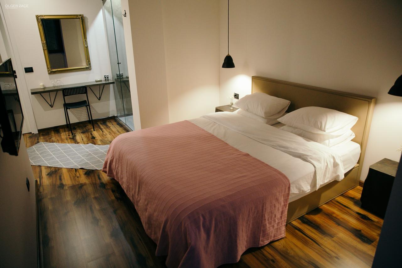 7Seven Hotel Korce Esterno foto
