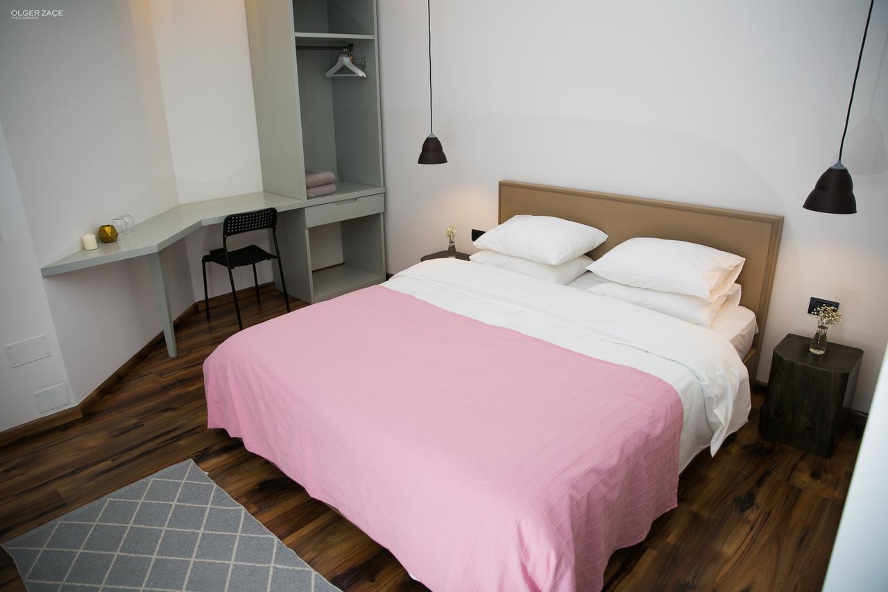 7Seven Hotel Korce Esterno foto