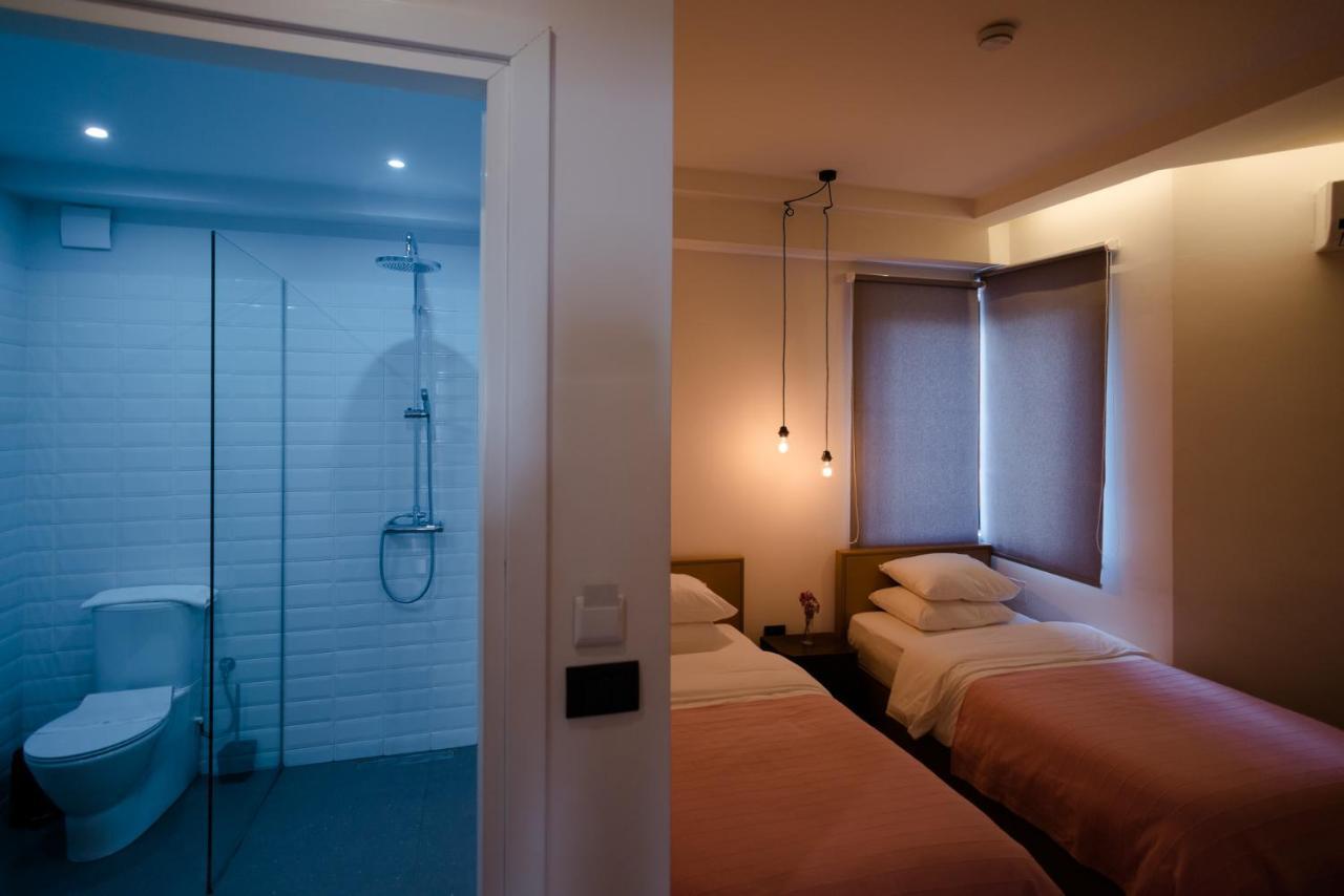 7Seven Hotel Korce Esterno foto